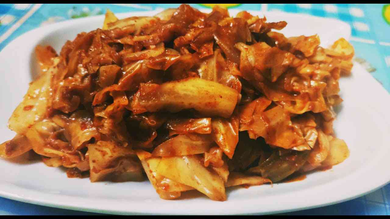 Kapuska (Turkish Cabbage Stew)